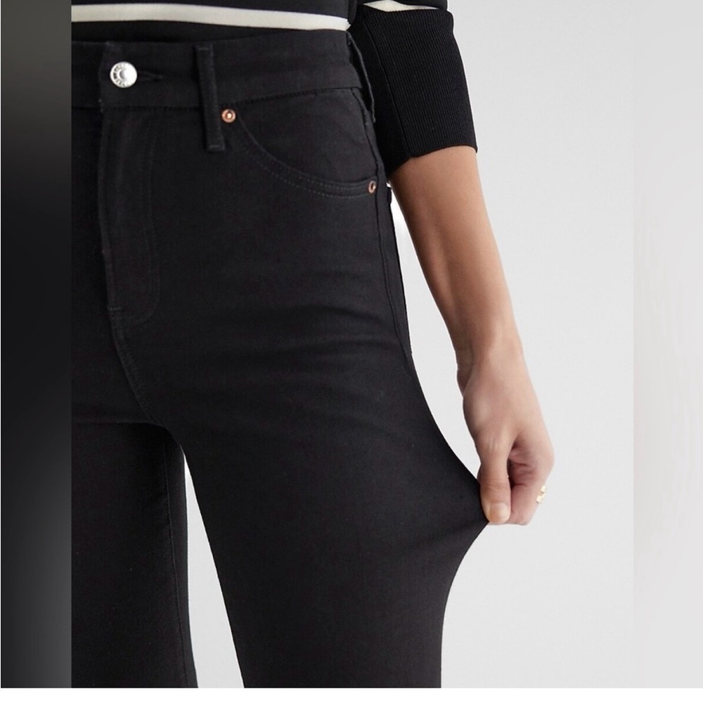 Express - 90’s Slim Super High Rise - Size Small 0/2/4 - Picture 3 of 10